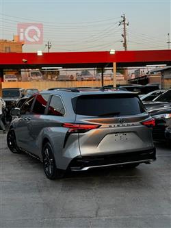 تويوتا سيينا